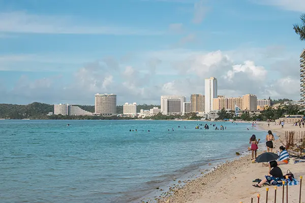 괌 해변 산책로