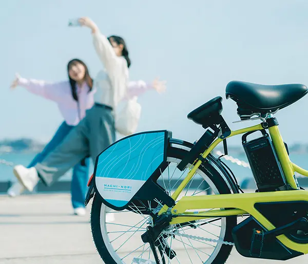 가나자와 시내 곳곳에 배치된 공영 전동 자전거 마치노리 포트의 모습