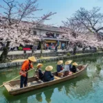 구라시키 보트와 고즈넉한 옛 전경