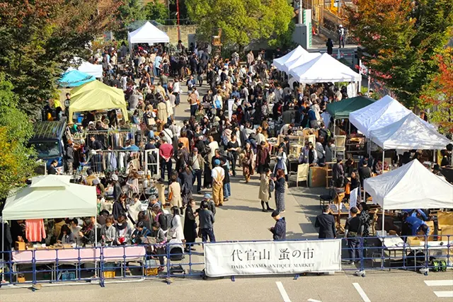 다이칸야마와 나카메구로를 잇는 평화로운 골목길의 감성적인 풍경
