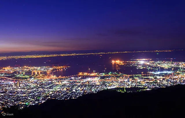 오사카 출발 고베 롯코산 야경 버스 투어 코스 추천 및 고베 규 맛집 4 고베 하버랜드 모자이크 쇼핑몰의 활기찬 대관람차와 테라스