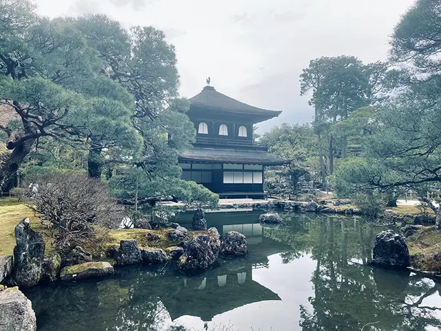 교토의 상징인 청수사(기요미즈데라) 본당에서 내려다본 고색창연한 풍경