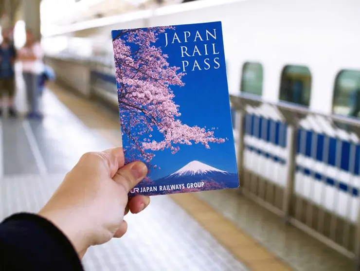 후쿠오카 교통 패스 등 각종 알뜰 결제 수단들의 모습