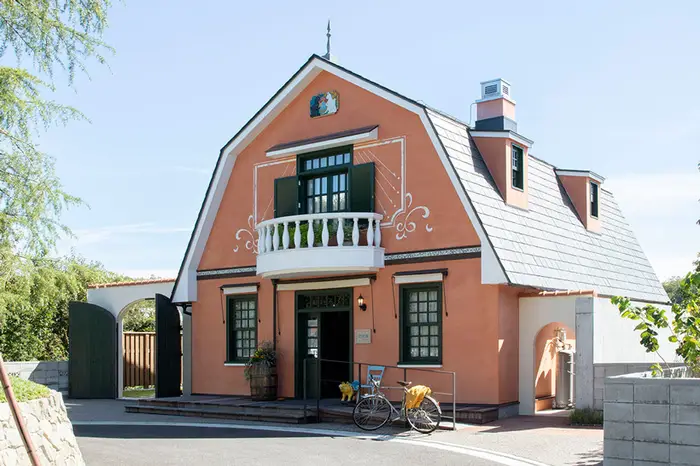 지브리 파크 청춘의 언덕 구역 전경