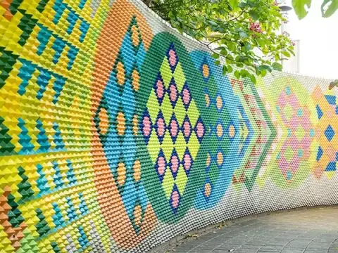 도코나메 야키모노 산책길의 전통 가마 골목