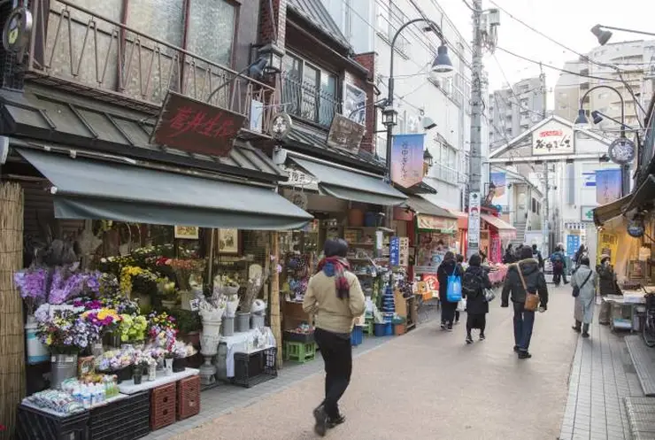 쇼와 시대의 정취가 고스란히 남아있는 야네센의 정겨운 골목 풍경