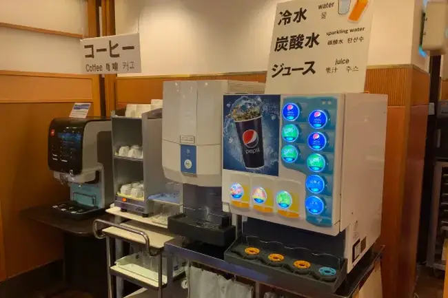 스마일 호텔 도쿠시마 복도 연식