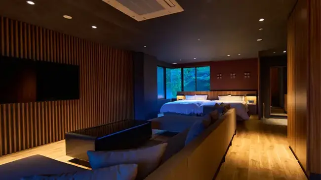 우라리 타케오 가든 테라스 스파 리조트 대욕장