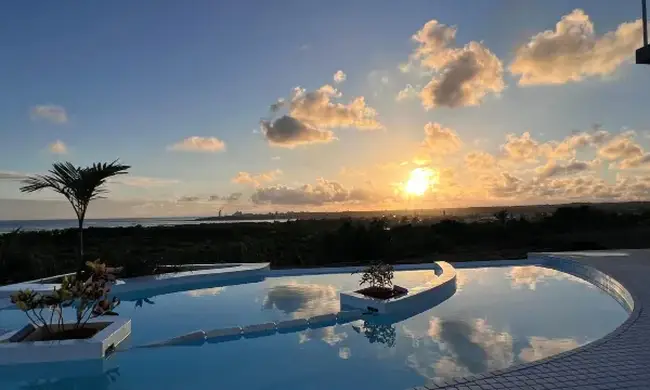 이시가키 힐스 온수 인피니티 풀