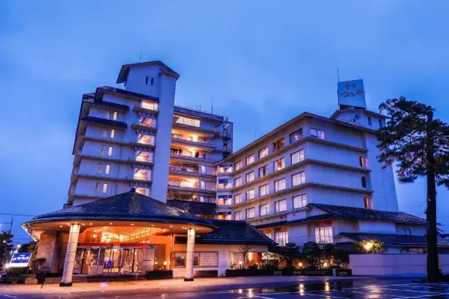 카이케 츠루야 노천탕 분위기